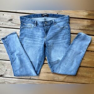 Express Women's Skinny Jeans - Light Blue Wash